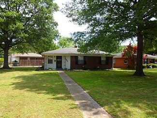 1492 N Graham St, Memphis, TN 38108