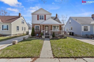 22620 Downing St, Saint Clair Shores, MI 48080