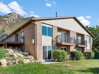 4755 Wallace Ln, Salt Lake City, UT 84117