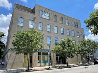 835 Julia St Unit 5, New Orleans, LA 70113