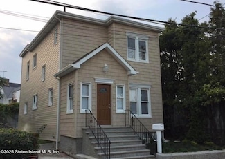 12 Maple Ave, Staten Island, NY 10302