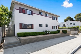 1242 Cedar Ave, Long Beach, CA 90813