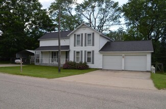 11069 210th Ave, Reed City, MI 49677