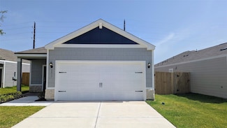 8017 Alpine Bearberry Dr, Houston, TX 77016