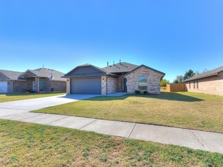 1020 E Jackrabbit Ln, Mustang, OK 73064
