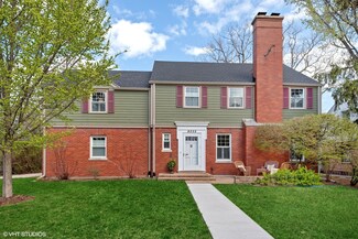 9555 Hamlin Ave, Evanston, IL 60203