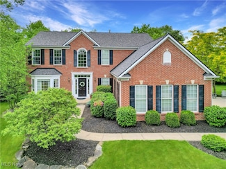 15532 Raya Oval, North Royalton, OH 44133