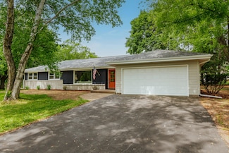 15300 Clifford Ct, Brookfield, WI 53005