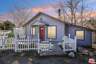 17506 Elizabeth Lake Rd, Lake Hughes, CA 93532