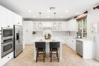 2783 Palmetto Dr, Carlsbad, CA 92009