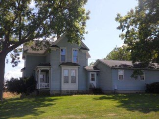 16302 Base Line Rd, Genoa, IL 60135