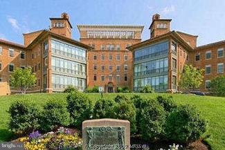 2425 L St NW Unit 239, Washington, DC 20037