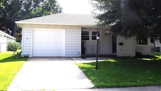 1016 13th Ave NW, Rochester, MN 55901