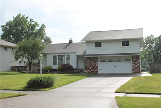 960 Barkston Dr, Cleveland, OH 44143