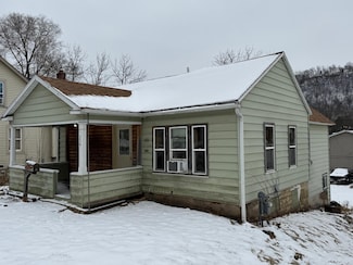 239 E 4th St, Red Wing, MN 55066