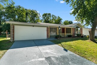 12026 La Padera Ln, Florissant, MO 63033