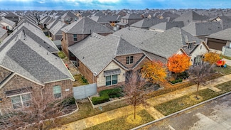 717 10th St, Argyle, TX 76226