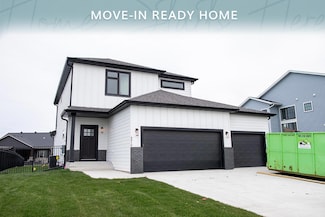 8810 Meadowlark Pkwy, Horace, ND 58047