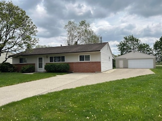 2991 Wessex Ct, Columbus, OH 43232
