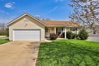 4 Mouser Dr, Saint Charles, MO 63304