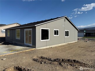 2311 Noah St SE, East Wenatchee, WA 98802