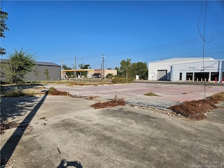 319 E Napoleon St, Sulphur, LA 70663