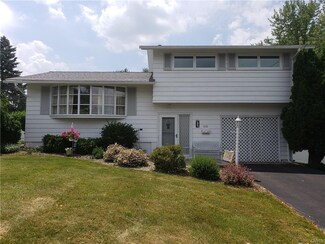 319 Glendale Ave, Liverpool, NY 13088