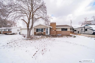 392 Valley Dr, Idaho Falls, ID 83401