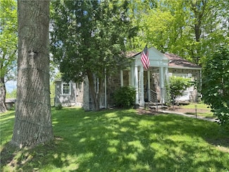 1228 Ellis Hollow Rd, Ithaca, NY 14850