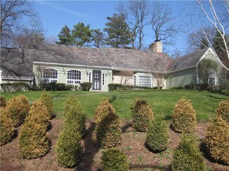 23 Holland Rd, Pittsburgh, PA 15235