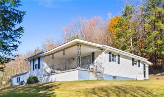 747 Barn St, Hooversville, PA 15936