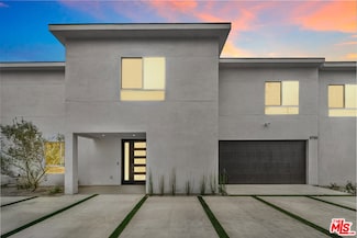 8702 N Silver Way, North Hills, CA 91343