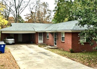 215 217 W I Ave, North Little Rock, AR 72116