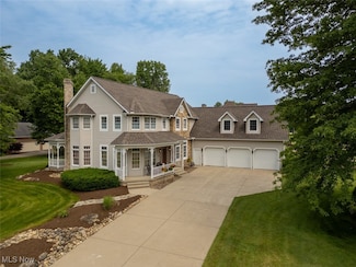 1015 Cambridge Ct NE, Warren, OH 44484