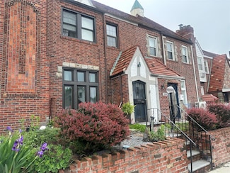 130-43 224th St, Jamaica, NY 11413
