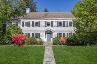 135 Corona Ave, Pelham, NY 10803