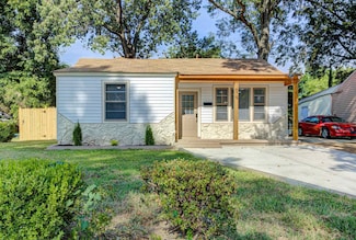 1679 Walter St, Memphis, TN 38108