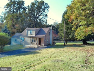 255 E Rock Rd, Allentown, PA 18103