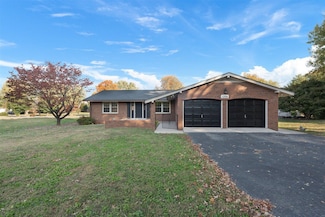 1206 Fox Hollow Ct, Bowling Green, KY 42104
