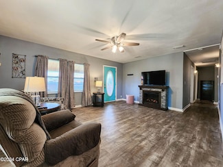 2706 E 9th St, Panama City, FL 32401