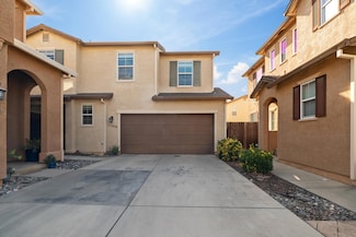 2369 La Villa Way, Redding, CA 96003