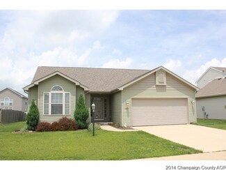 3912 Pebblebrook Ln, Champaign, IL 61822