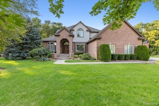 2351 Arciero Ct, Howell, MI 48855