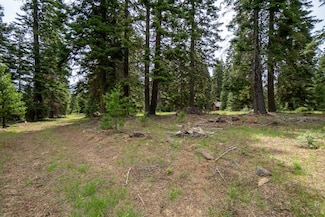 7700 Hyatt Prairie Rd, Ashland, OR 97520
