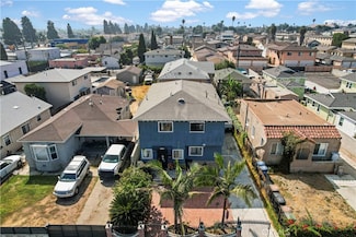 1028 W 105th St, Los Angeles, CA 90044