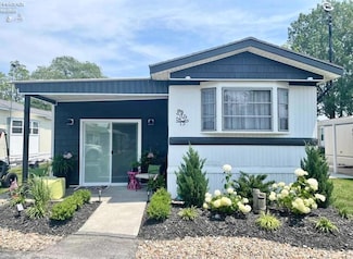 999 N Buck Rd Unit 13, Lakeside Marblehead, OH 43440