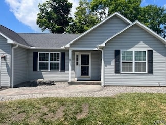 116 Festa Fairway Ln, Baldwinsville, NY 13027