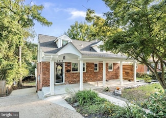 2617 E Maple St, Alexandria, VA 22306