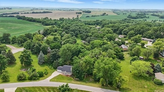 3185 Harbor Ave, Newton, IA 50208