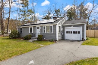 462 Franklin St, Whitman, MA 02382